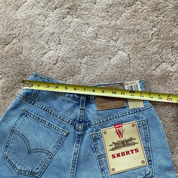 Levi’s Juniors Jean Shorts - Picture 8 of 9